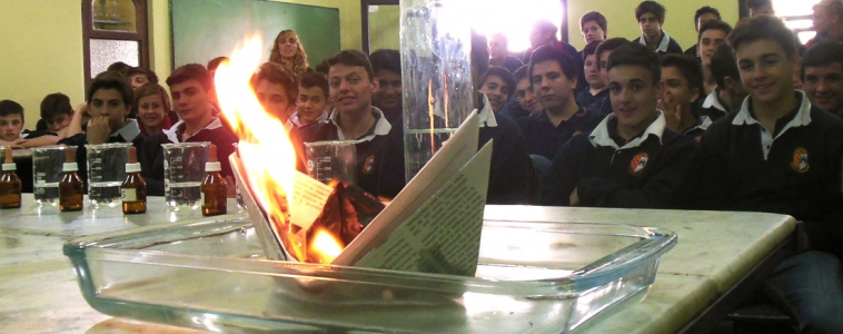 La Magia Química otra vez presente en la Escuela Inmaculada Concepción