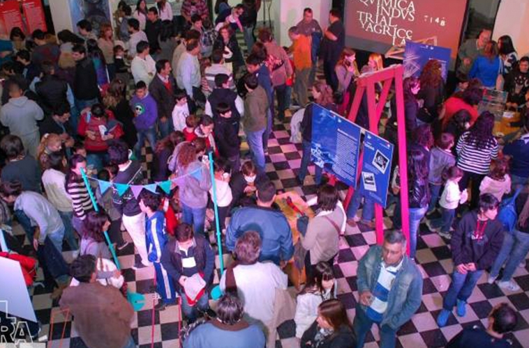 Más de 4 mil alumnos vivieron el CientiFIQ Fest